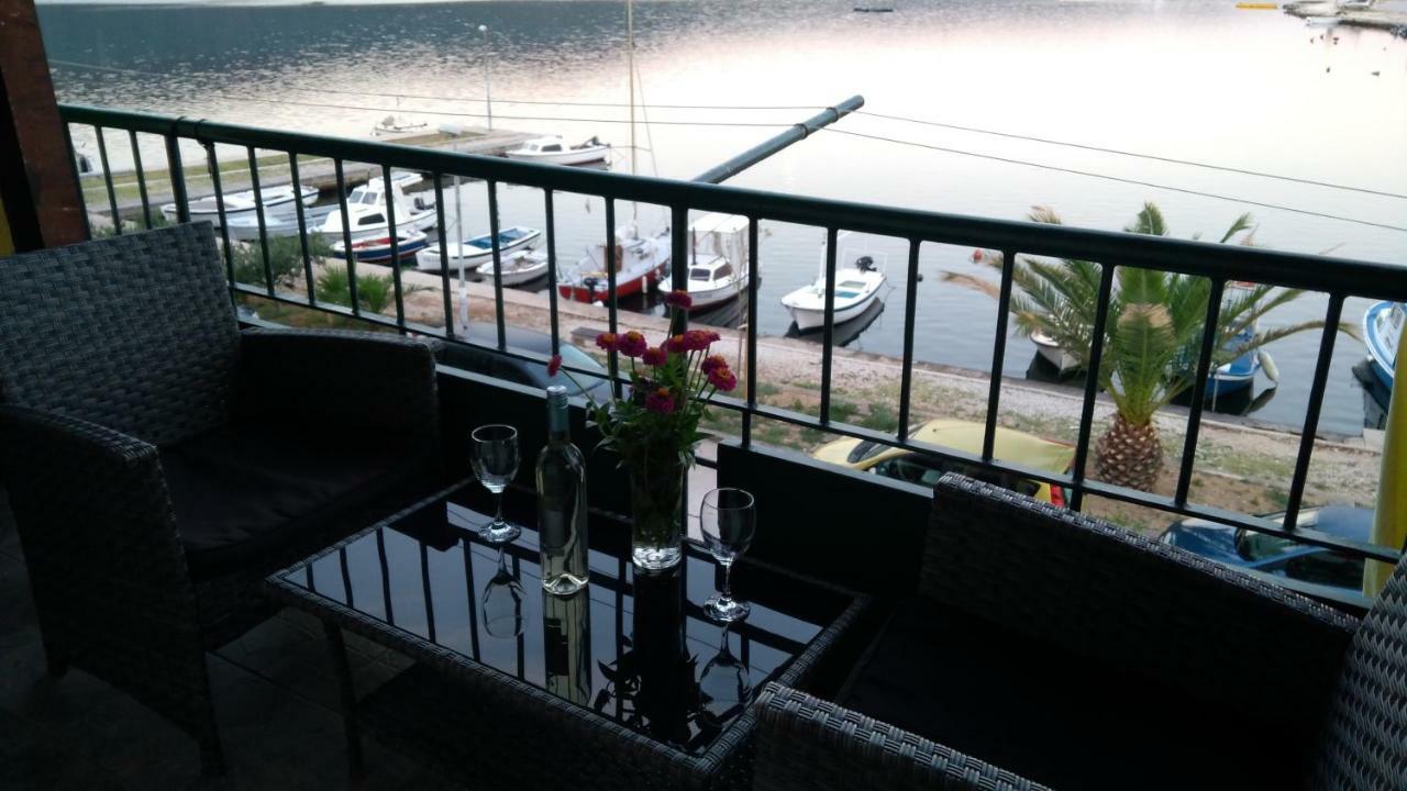 Sea View Apartment Sunrise Poljica & Blue Lagoon Rent A Boat Eksteriør bilde